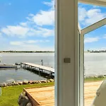 בית נופש Jorek - 10m To The Fjord By Interhome *