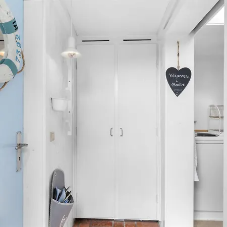 Jorek - 10m To The Inlet By Interhome