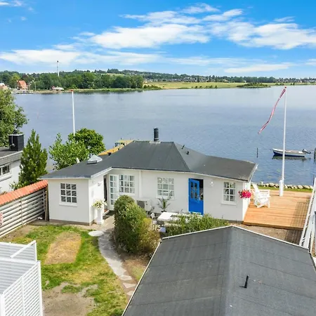 Jorek - 10m To The Fjord By Interhome Holiday home Munkebo