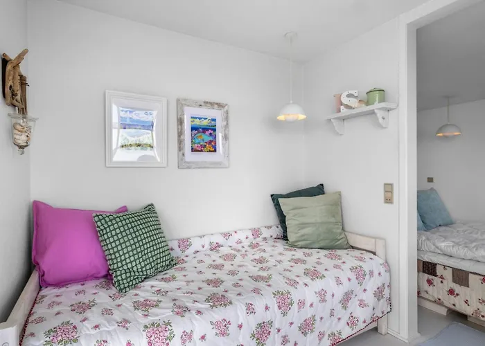 Jorek - 10m To The Fjord By Interhome Munkebo